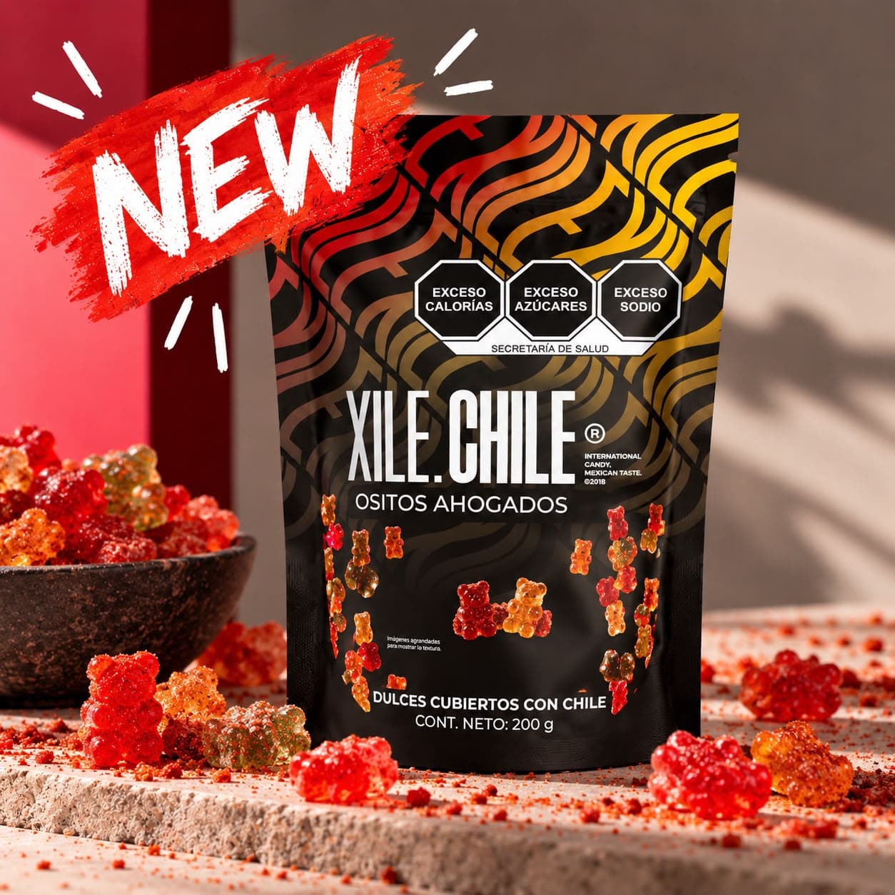 Bolsa XILE.CHILE Ositos Ahogados de 200 gramos sobre fondo rojo