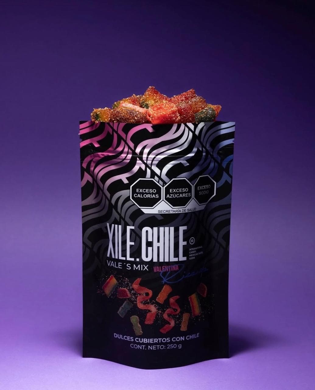 Bolsa XILE.CHILE Vale's Mix de 250 gramos sobre fondo morado